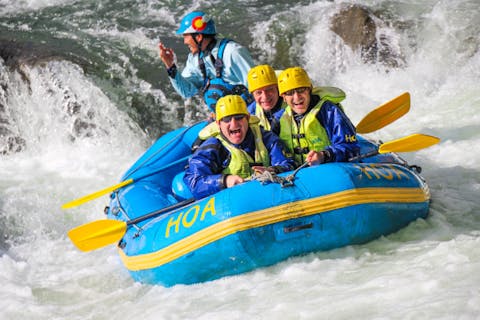 【北海道】北海道有数の激流、沙流川、鵡川でラフティング！