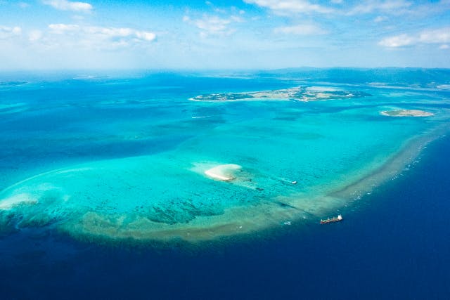 【沖縄・石垣・ヘリコプタークルージング】～幻の島プラン～幻の島＆竹富島＆石垣西岸をヘリコプター遊覧！