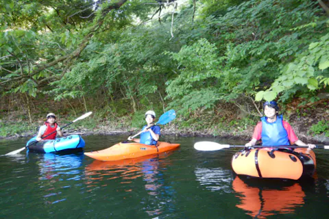 伊香保温泉近くで『パックラフト＆カヤック半日W体験』　◎初めてOK！軽量ラフト型カヌーと急流川下り用1人乗リバーカヤック体験ツアー【群馬 関東】