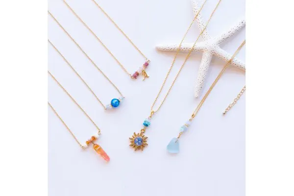 ネックレス　ハンドメイド No.15 山サンゴ 沖縄・宮古島・手作りネックレス】天然石やサンゴで作るチェーン