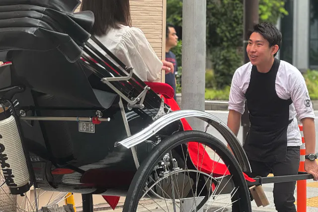定番ショート！】浅草名所をぐるっと巡る30分人力車の旅｜アソビュー！