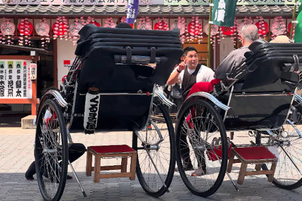 まずは体験！】学生でも安心！写真も撮れる人力車12分コース｜アソビュー！