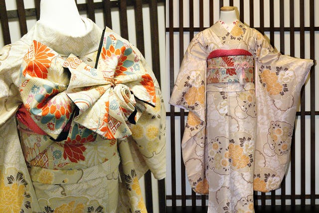 【城彩苑店】振袖レンタル　ワンラック上の豪華なお着物のレンタルプラン（中振袖プラン）