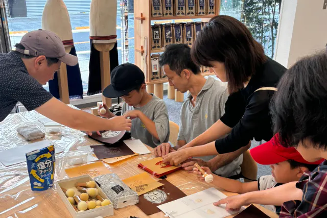 愛知・豊橋】子どもでも楽しめる！前掛け生地のサコッシュでステンシル