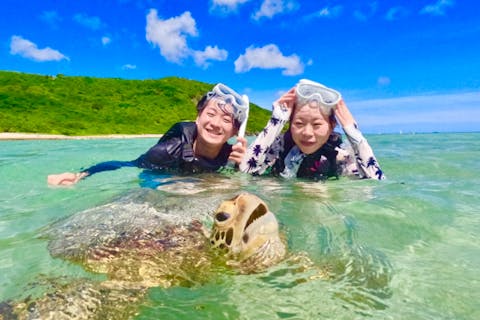 【宮古島】王道‼︎本当に出会える‼︎ウミガメシュノーケル♪《12歳未満は子供料金‼︎当日予約OK‼︎体験90分》