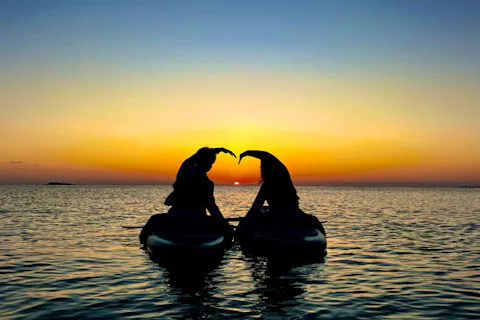 【宮古島/サンセットSUP】カップルおすすめ‼︎《貸切プラン/初心者専門/SNS映え☆撮影ﾃﾞｰﾀﾌﾟﾚｾﾞﾝﾄ☆》