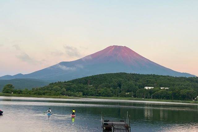 【早朝or夕方サップボードレンタルプラン】奥山中湖の静寂な時間を是非体験して下さい！ワンちゃんも一緒！OK