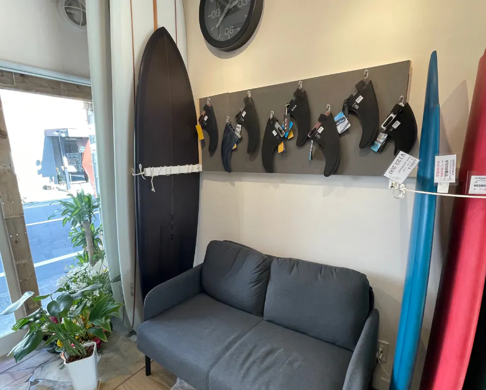 KAISERS  STAND BY SURF CAFE
