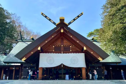 札幌発着 定山渓温泉でゆったり♪ 海鮮グルメ＆サッポロビール博物館見学・頭大仏も巡る札幌満喫ツアー