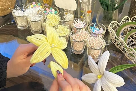 【1人で1つの花束コース】ずっと枯れない♪モールフラワー作り！