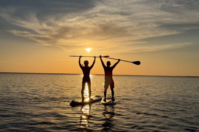 【夕日No.1】感動サンセットSUP《冬は濃いオレンジ色に染まる》