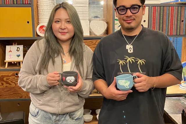 江戸茶寮渋谷店。茶器の絵付とお茶と和菓子の新体験！カラフルな江戸