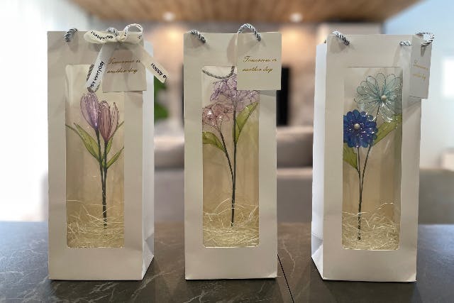 今話題のディップフラワー【枯れないお花】