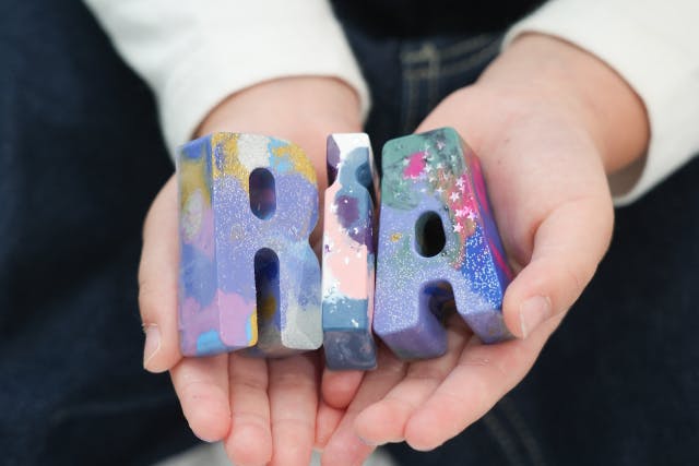 【久留米・ものづくり】色を選んで作るカラフルクレヨン体験｜年齢制限なし