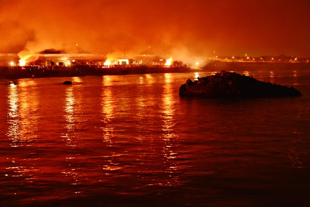 ～いつもと少し違う特別な体験を～ 船上から望む 「大磯の左義長」クルーズ