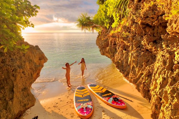 石垣島｜サンセットSUP】最新ドローン撮影付き！特別な夕日を2人占め