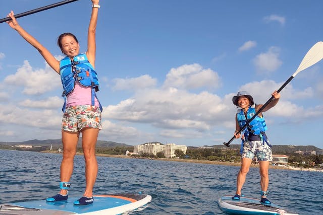 【恩納村】沖縄西海岸リゾート気分満喫SUP★お子様も安心のプライベートSUP★