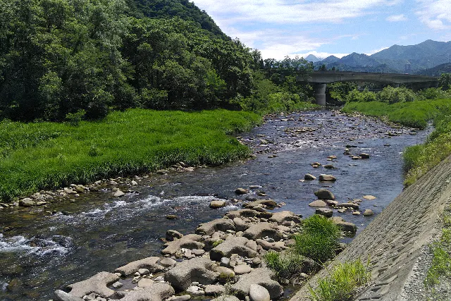 【新潟県・湯沢エリア・アユイング】ルアーで鮎釣り体験プラン。高校生から参加OK！本格的な講習をご希望の場合も対応可能。