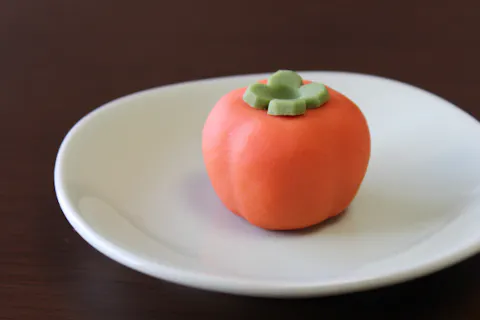 【東京・千駄木・和菓子作り体験】練り切り２種作りと簡単な抹茶点てレッスン＆試食(180分)