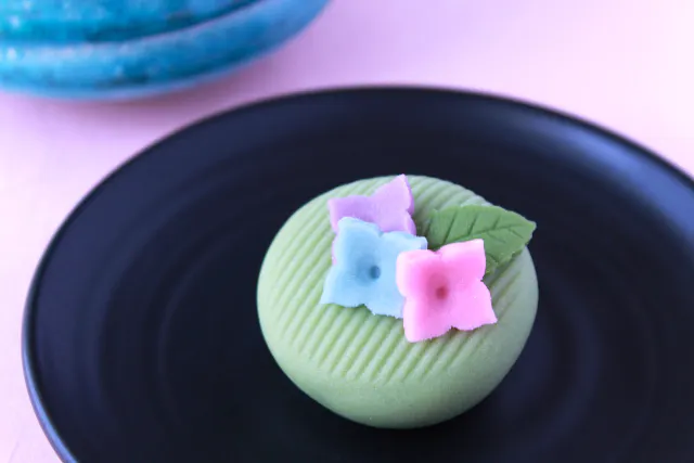 【「練り切り」作りと「抹茶たて」】東京千駄木・お菓子作り体験・英語対応OK！和菓子レッスン
