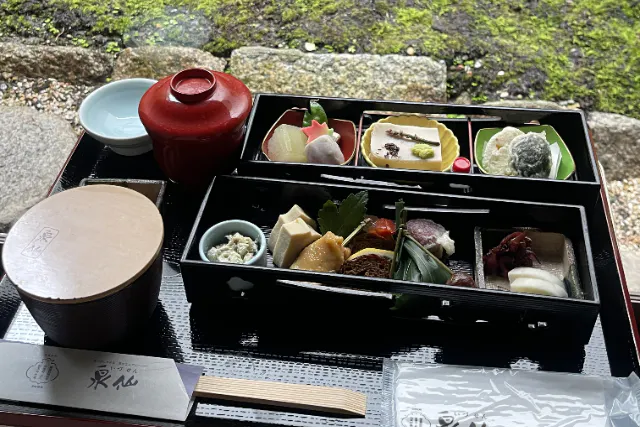 【京都・伏見・食文化体験】精進料理・伏見銘菓・お抹茶を味わう京町家でのディナープラン（90分）