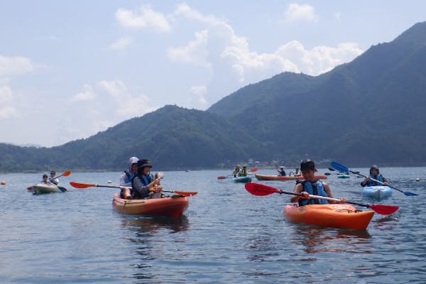 カヌー(一式) 山梨・西湖・カヤックレンタル】ワンちゃんOK!カヤック一式レンタルし