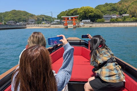 【広島・尾道】早朝参拝クルーズ（40分）潮風に吹かれ禊！伊都岐島神社を海から参拝！