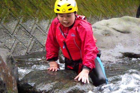 小学1年生からOK！さまたん渓谷スプラッシュトレッキング　イージーコース
