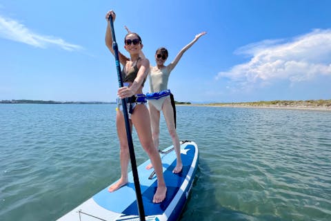 【浜松・浜名湖】赤い大鳥居がある無人島でサップ体験！開放感のある貸切ビーチでリフレッシュ！レンタルサンダル無料！