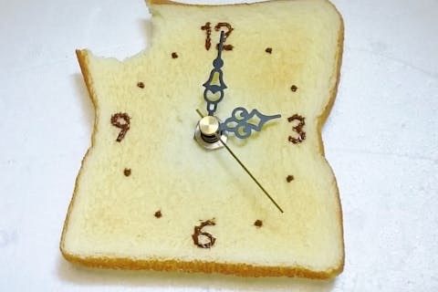 【神奈川・相模原・食品サンプルづくり】本物そっくりの食品サンプルを作ろう　食パンの時計