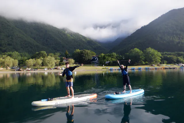 山梨・西湖・SUPレンタル】SUP一式レンタルして自由にクルージング 