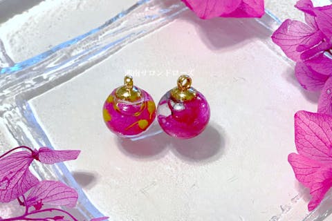 渋谷でハーバリウムペンダントを作る体験♪お好きな花材で作れます、当日お持ち帰りOK！アクセス◎