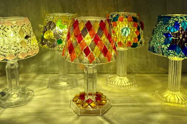 【名古屋・栄・手作りランプ】やわらかい光が広がるLEDミニテーブルランプ（1個）