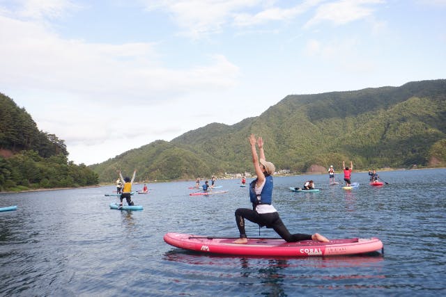 【山梨・富士五湖・西湖SUPヨガ】神秘の湖でSUPヨガ体験！！