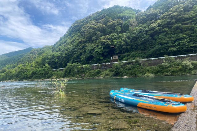 【高知・四万十川】サップ体験＋川遊び「日本最後の清流」といわれる四万十川で雄大な自然と里山の原風景を思う存分満喫.レンタル