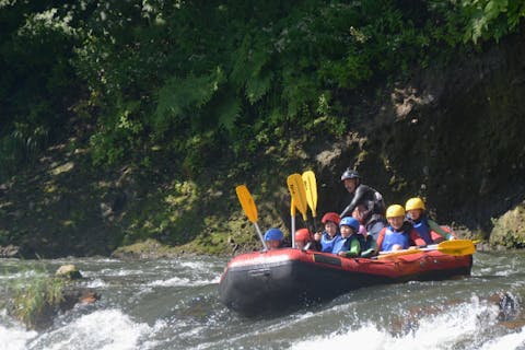 【北海道・ニセコ・ラフティング】ニセコの定番の尻別川ラフティング！！