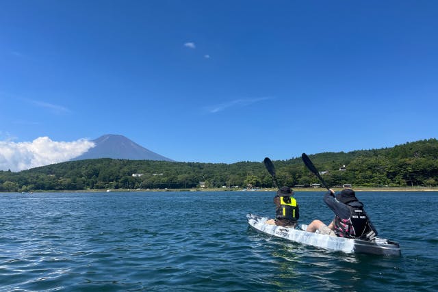 【通常カヤック体験プラン！サポート付き】奥山中湖の湖上から雄大な富士山を見ませんか！ワンちゃんも一緒！OK!
