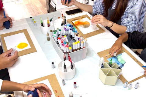 【大阪府東大阪市】親子でのご予約で500円引き！★アルコールインクアート体験★はじめてでも簡単・色遊びが楽しい！のプラン詳細