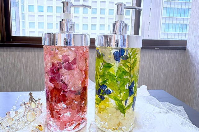 銀座でハーバリウムディスペンサー体験♪個性が出せる！カップル、女性同士にオススメ！アクセス◎当日お持ち帰りOK