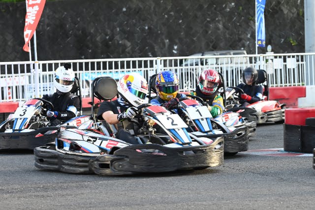 【東京・あきる野・ゴーカート】免許なし・初心者でも安心！仲間でレース！ グループパックSTD