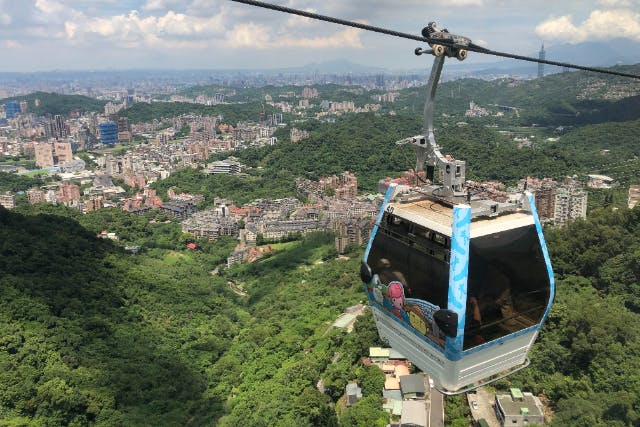 専用車でらくらく出発！九份＆猫空ロープウェイ＆邀月茶坊｜台湾茶体験と夜景満喫ツアー＜日本語ガイド・夜市解散可＞