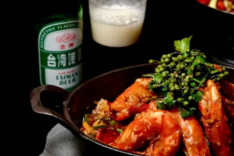 台北で話題【RED QUEEN BISTRO（紅皇后）】本格四川料理体験チケットの画像を表示しています
