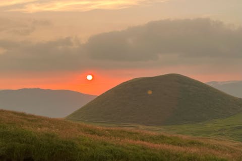 【熊本・阿蘇山】10/25（土）　開催決定　杵島岳・カルデラ夕日ハイク　初めての方にもおススメ★ガイド付き