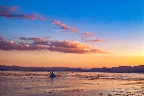 琵琶湖サンセットSUP・カヤック体験｜自然満喫＆写真・コーヒー付き（初心者歓迎！）