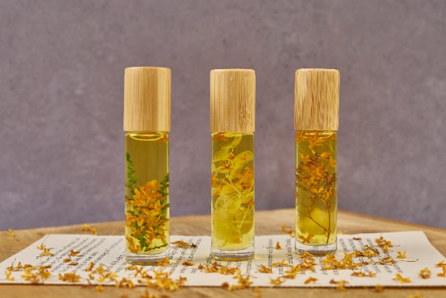 【静岡・熱海・ネイルオイル作り】金木犀の雫ネイルオイル(体験時間10〜20分)