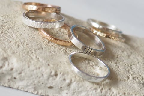 【神戸三宮・アソビューギフト、手作りリング、バングル】プライベート空間も選べる！テクスチャーペアリング、バングル