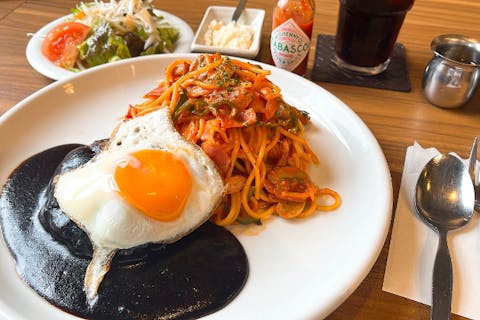 K600 【2階オープンデッキ席 確約】2階席確約＆絶品の洋食【シーザー横浜店】でお食事！ 工場夜景＋みなとみらいの夜景