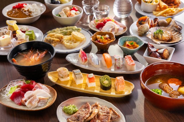 【夕食ビュッフェ】ホテル万惣を気軽に満喫！ライブキッチンや郷土料理を心ゆくまでご堪能
