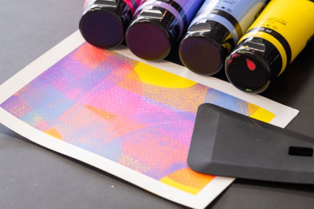 【熊本・川尻／スクイージーアート体験】スーッとのばすだけでおしゃれに仕上がる|ドリンク付き・初心者歓迎・やさしくサポート