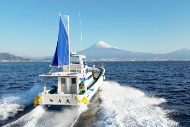 【富士・田子の浦港】世界一富士山に近い海で完全プライベートクルーズ1時間◆スタンダードコース《グループ・ファミリーにおすすめ》
